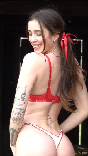 Livinia Roberts Photo #108