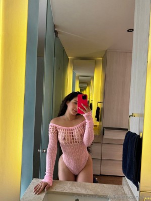 Keren Canelon Photo #132