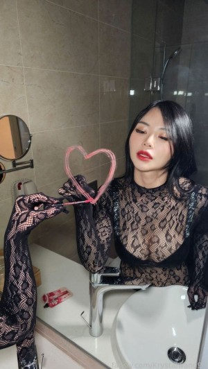 krystalwang99 Photo #203