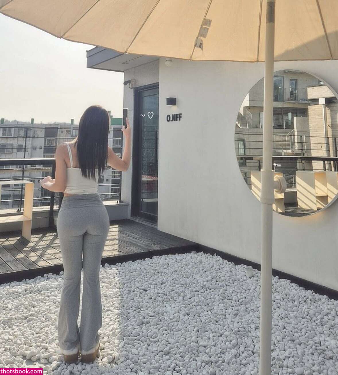 Eves Worldxo Photo #8