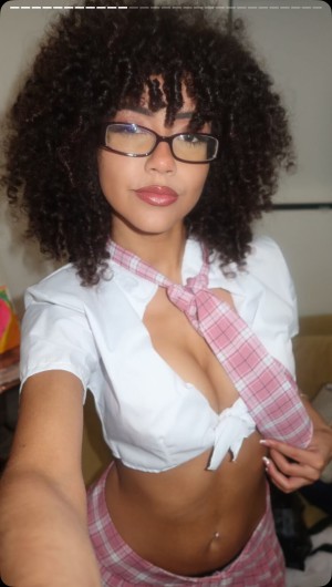 Megan Botnick Photo #6