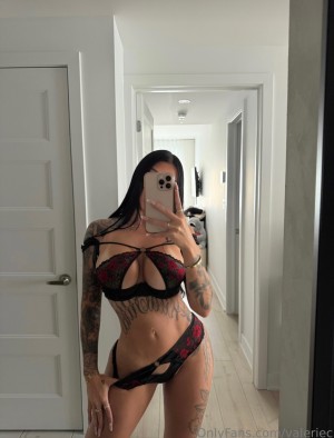 Valerie Cossette Photo #238