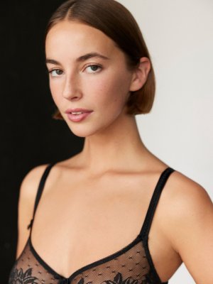 Amelie Manzoli Post #31