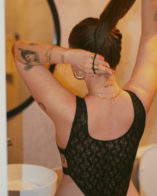 Emi Rhea Photo #2
