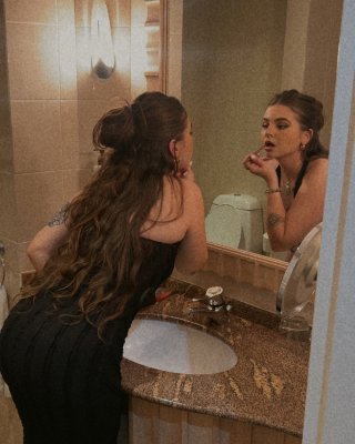 Emi Rhea Photo #8