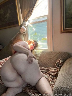 RedheadedHoneyDoll Photo #29