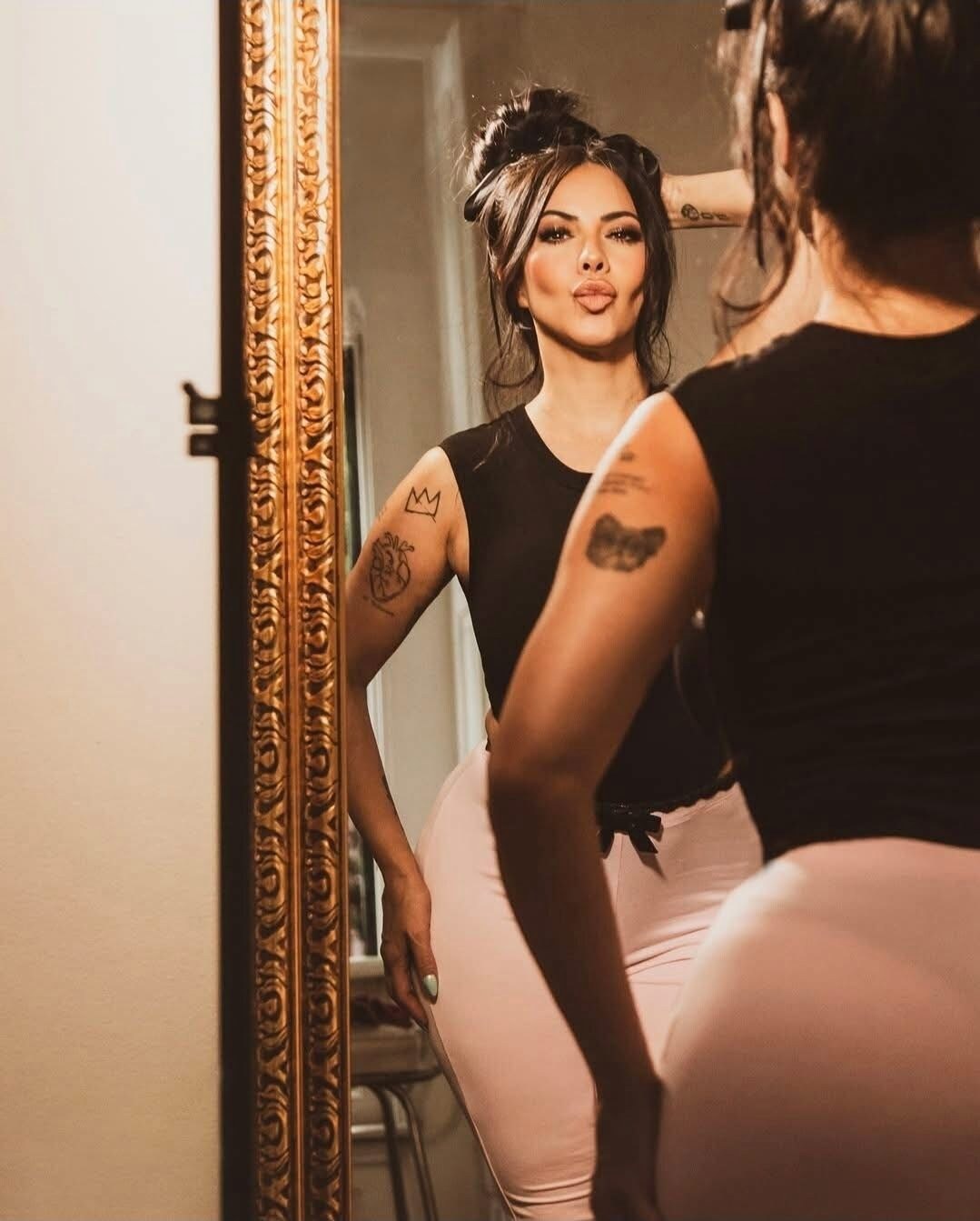 Jimena Sanchez Photo #14