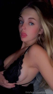 Anglbaby111 Photo #2