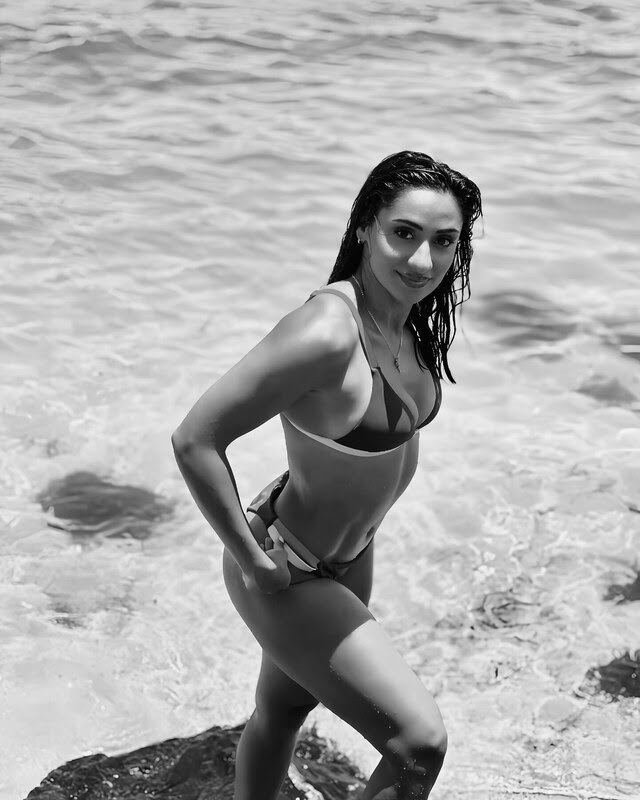 Violeta Dee Photo #25