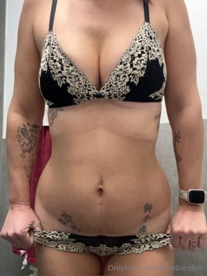 bobbieshot Photo #2