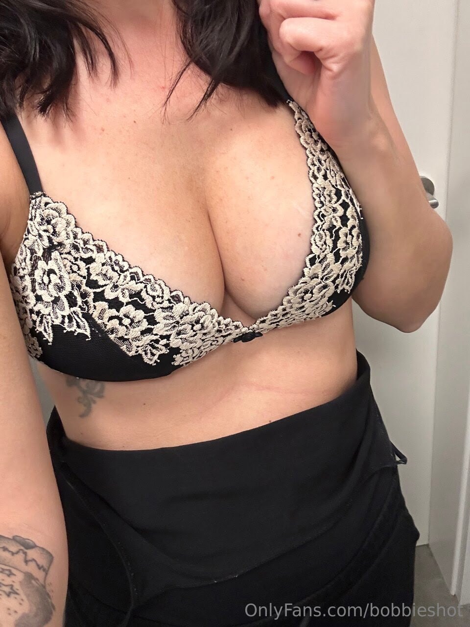 bobbieshot Photo #14