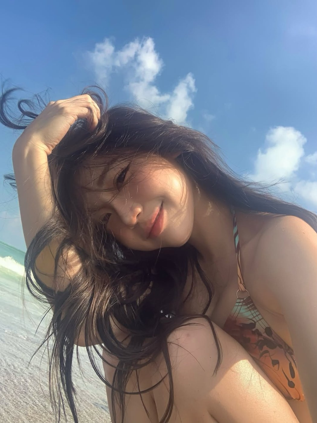 Ellen Tan Photo #44