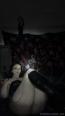 vada elizabeth Photo #2
