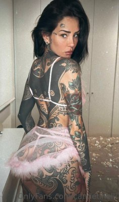Candelaria Tinelli Photo #90