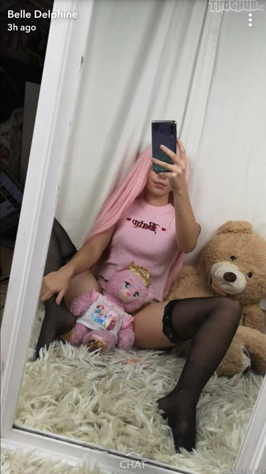 Belle Delphine Photo #1064