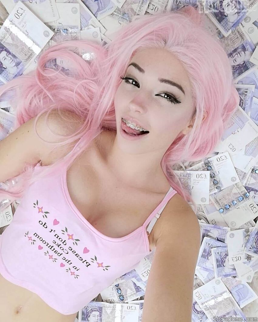 Belle Delphine Photo #1069