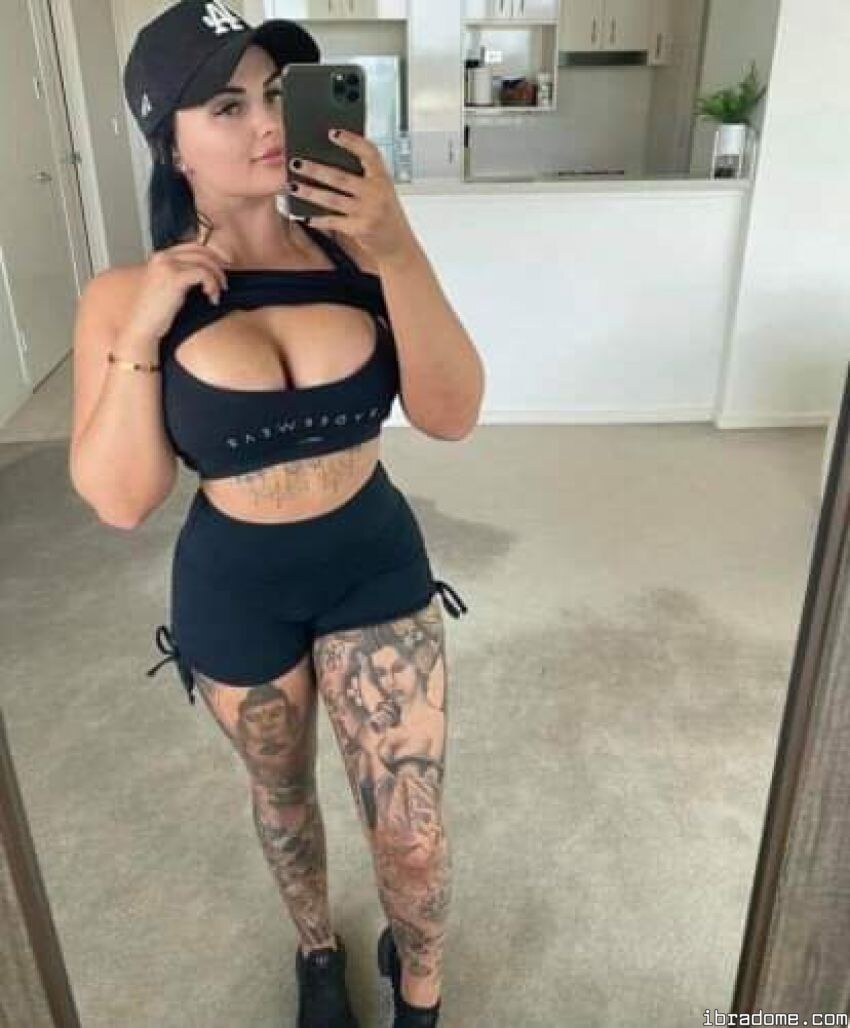 Renee Gracie Photo #3