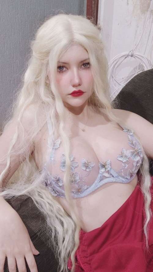 Leticia Shirayuki Photo #8