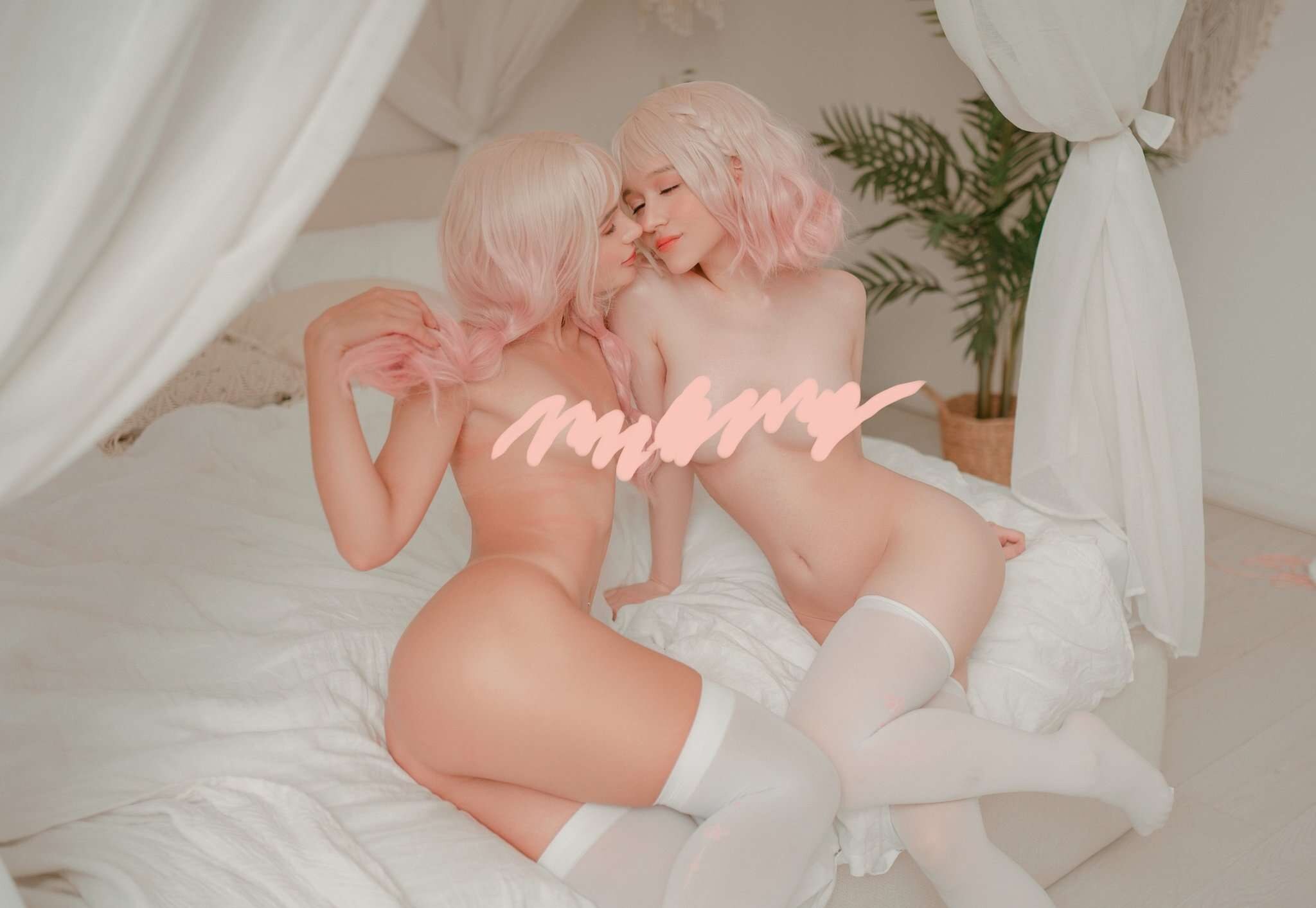 Donna Loli Photo #61