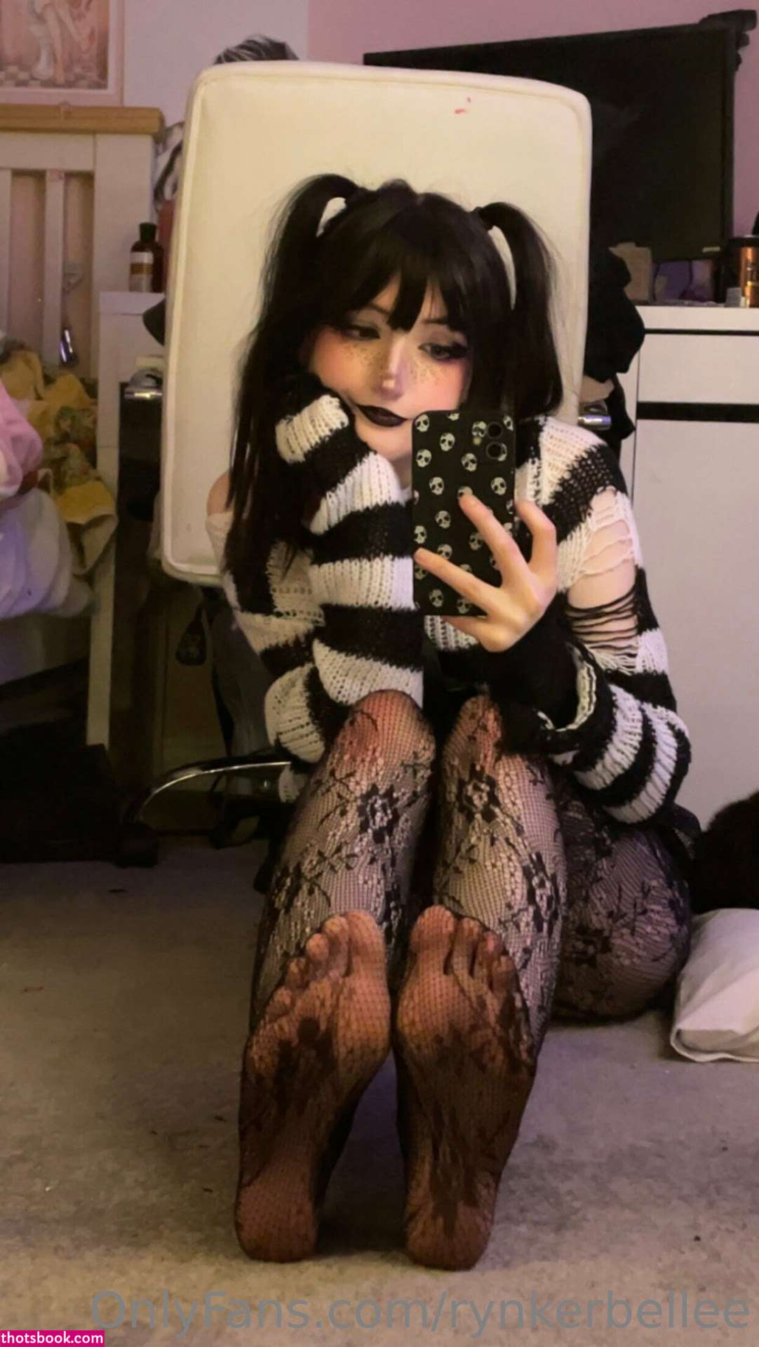 Rynkerbelle Photo #21