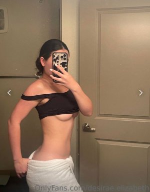 Desirae Elizabeth Photo #29