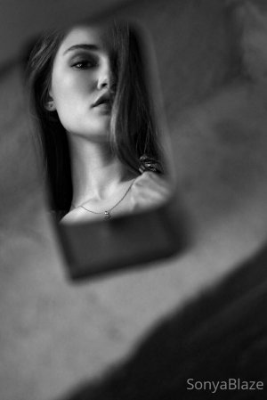 Sonya Blaze Photo #22