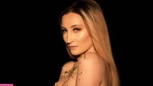 Holly Wolf Video #1358