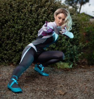 Fallcosplay Photo #31