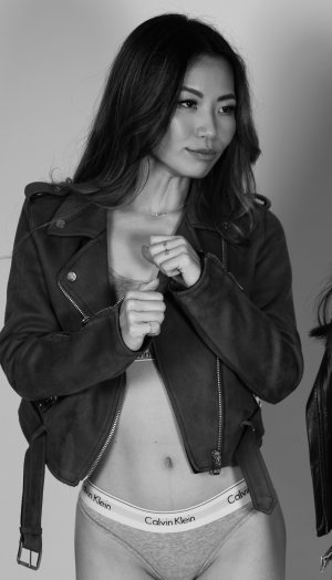 Hanginwithyuka Photo #15