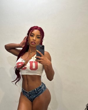 Qimmah Russo Photo #133