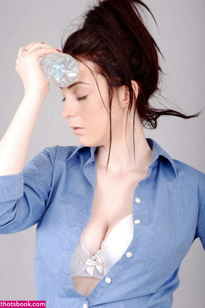 Alice Brookes Photo #56