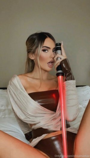 Olivia Mae Photo #15