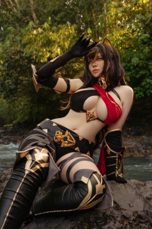 Alina Becker Photo #568