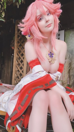 Helly Valentine Photo #470