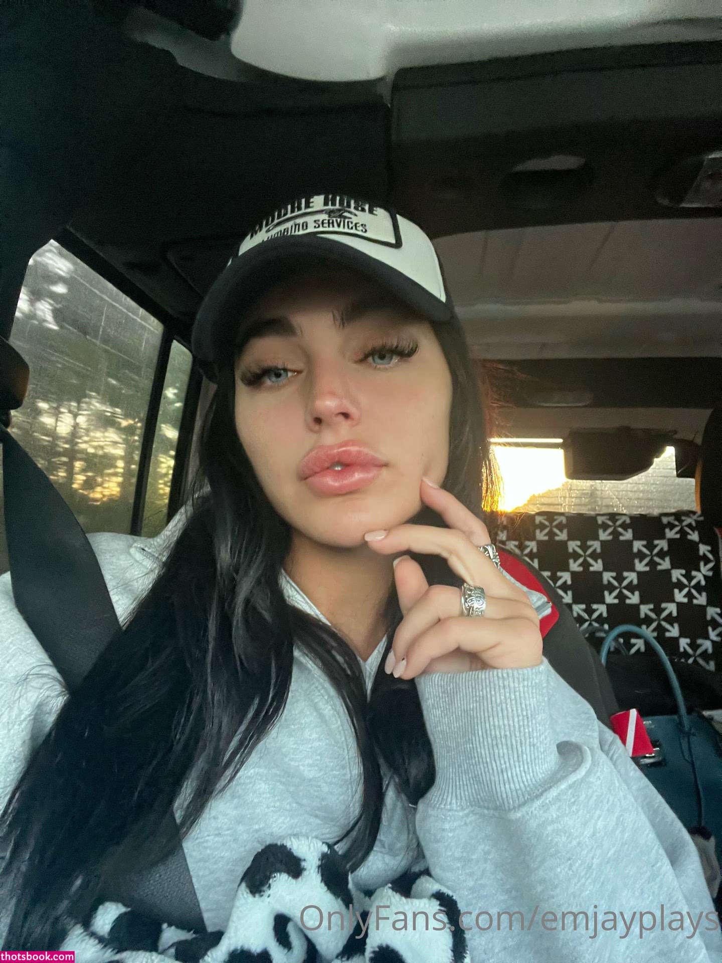 Emily Rinaudo Photo #174