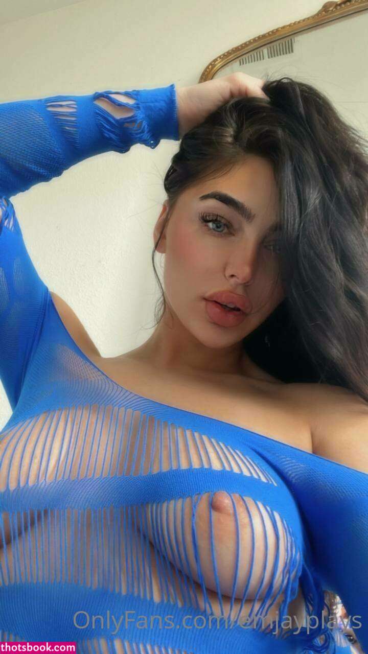 Emily Rinaudo Photo #234