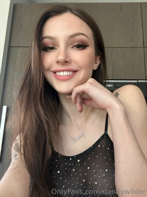 Dainty Wilder Photo #171