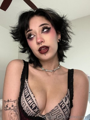 charleygrayyy Photo #181