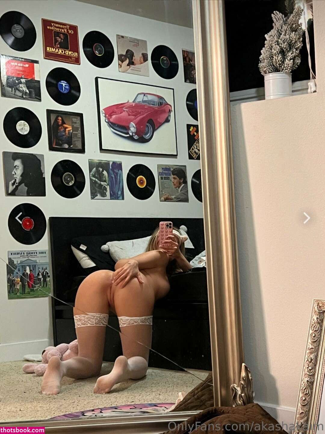 Akashakaim Photo #26