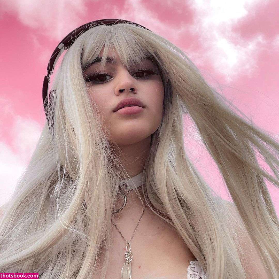 willowsdreaming Photo #16