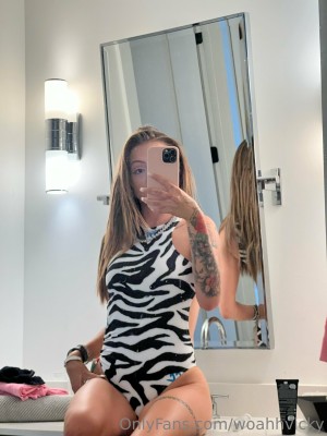 Woah Vicky Photo #11