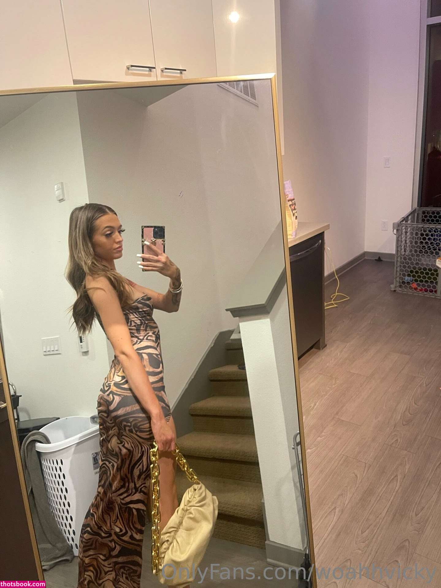 Woah Vicky Photo #20