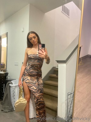 Woah Vicky Photo #30