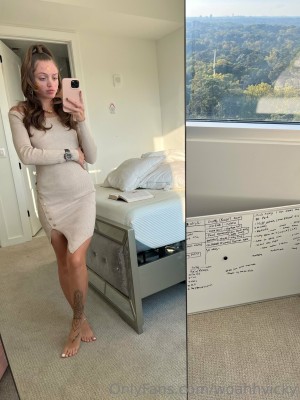 Woah Vicky Photo #32