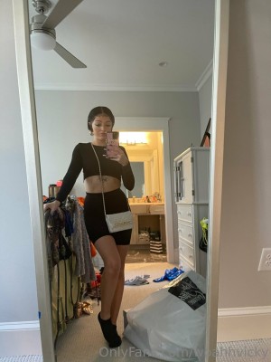 Woah Vicky Photo #70