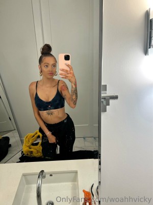 Woah Vicky Photo #96