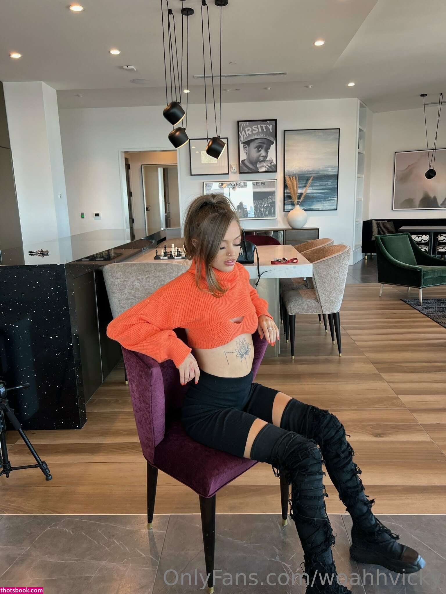 Woah Vicky Photo #108