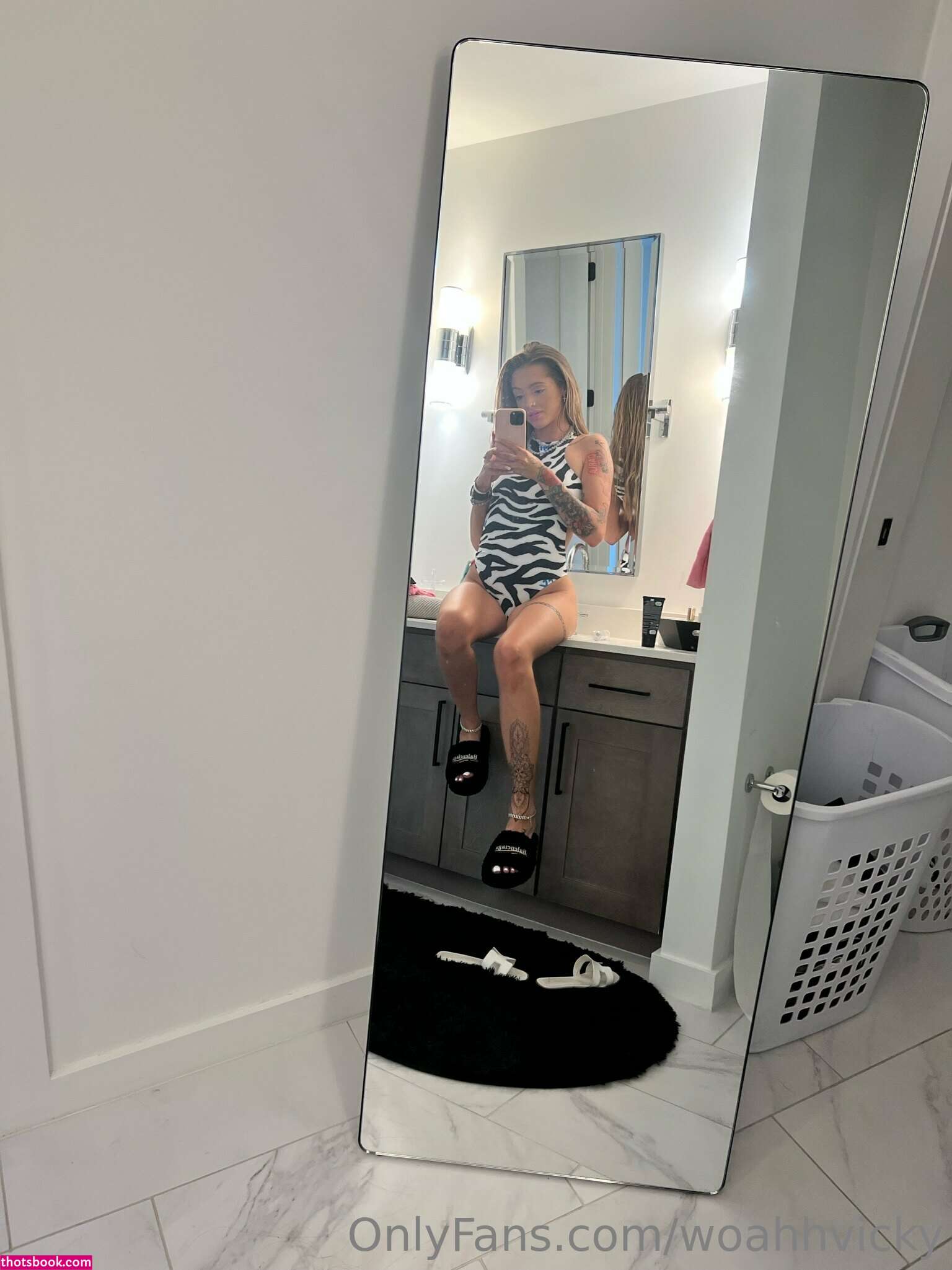 Woah Vicky Photo #129