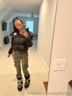 Woah Vicky Photo #124