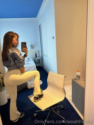 Woah Vicky Photo #188